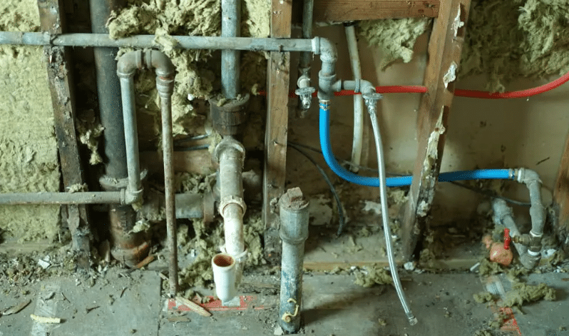 6 Common Types Of Leaks And Their Causes In San Diego